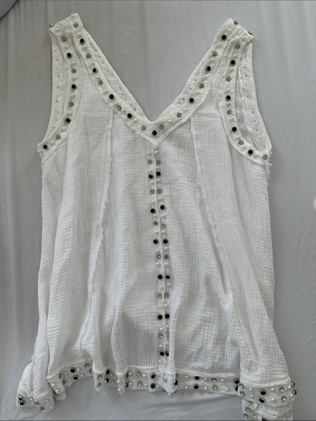 Pol White V-Neck Embellished Sleeveless Tunic